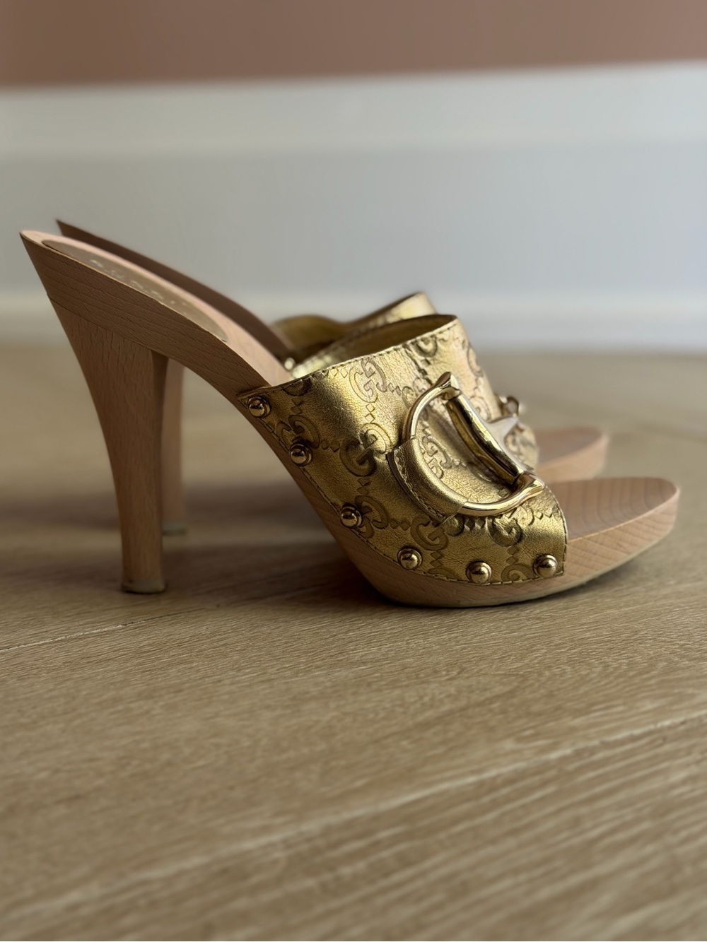 Gucci Gold GG Monogram Horsebit Wood Heel Mule Sandals 7.5B